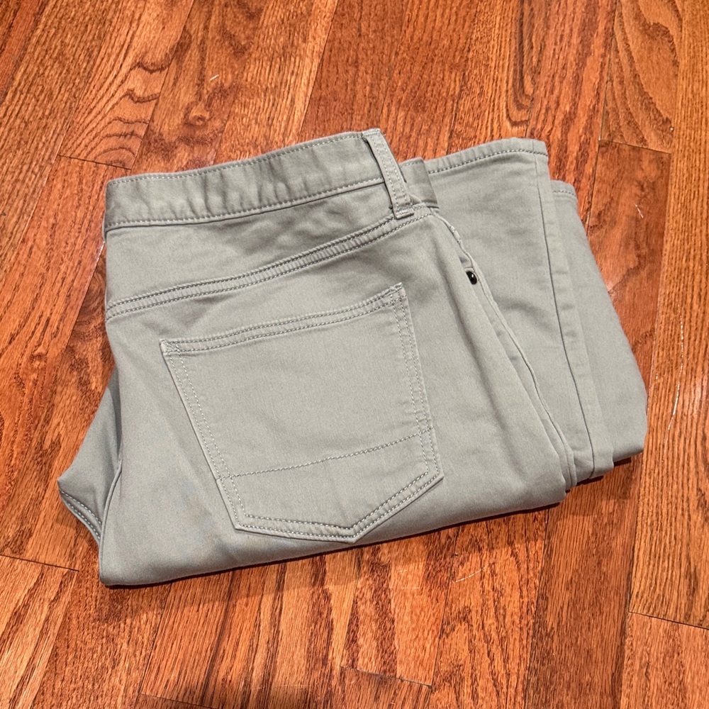 Banana Republic Travel Jean